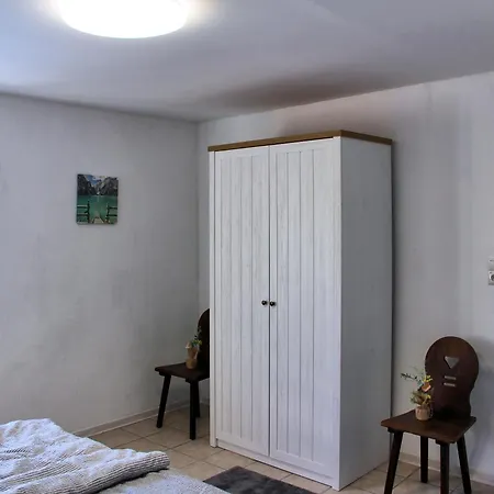 Haus Am Burgring * Mürlenbach