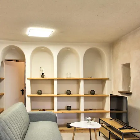 Haus Am Burgring Apartamento