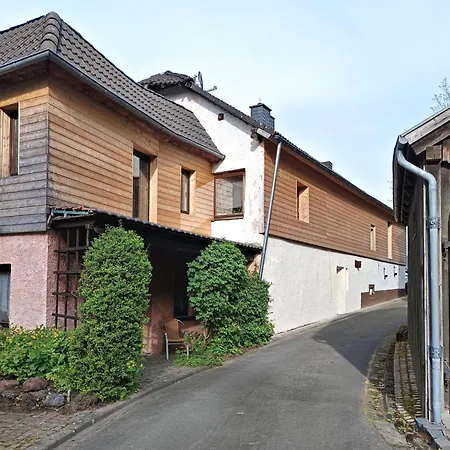 Haus Am Burgring Mürlenbach