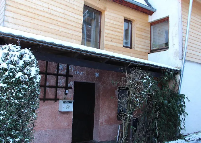 Haus Am Burgring Apartament Mürlenbach