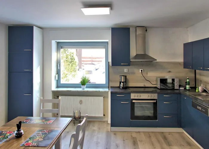 Haus Am Burgring Apartament *