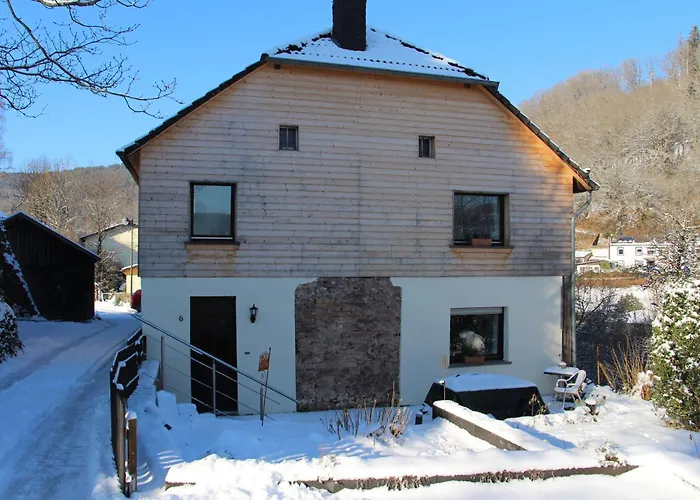 Haus Am Burgring Apartament Mürlenbach