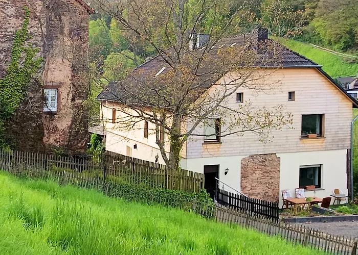 Haus Am Burgring Apartament Mürlenbach